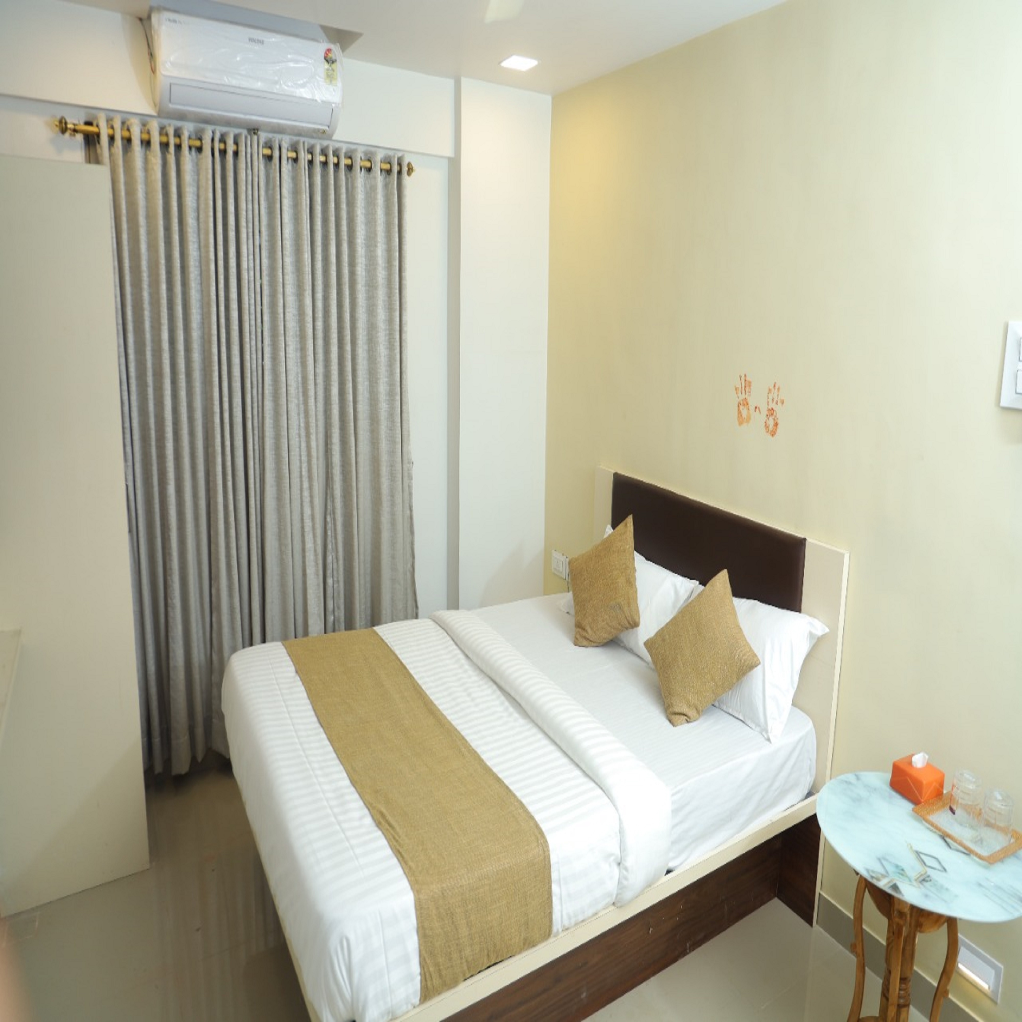 Hotel Success Residency - Tap to explore photos