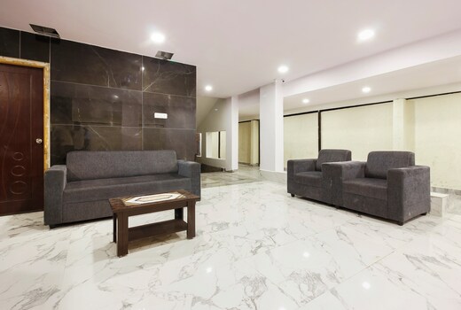 Capital O Che Sigma Hotel
