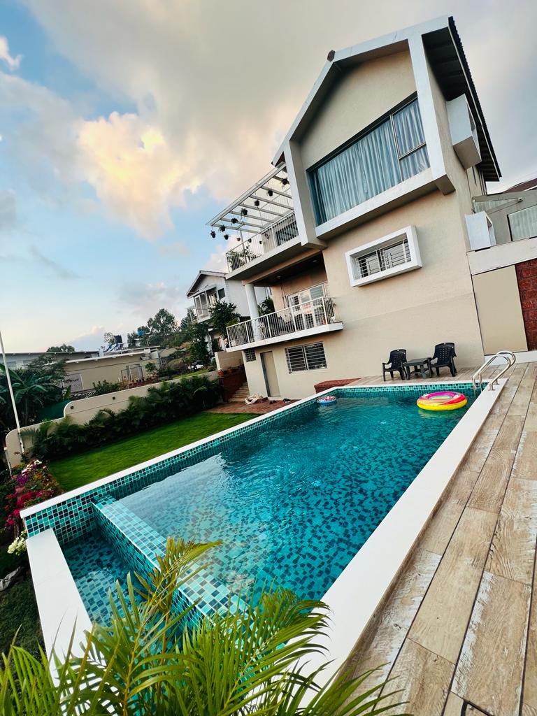 Serene Villa Infinity Edge Pool Villa | Panchgani Valley Views