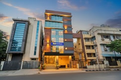 Via Royal Regalia Inn, Bangalore