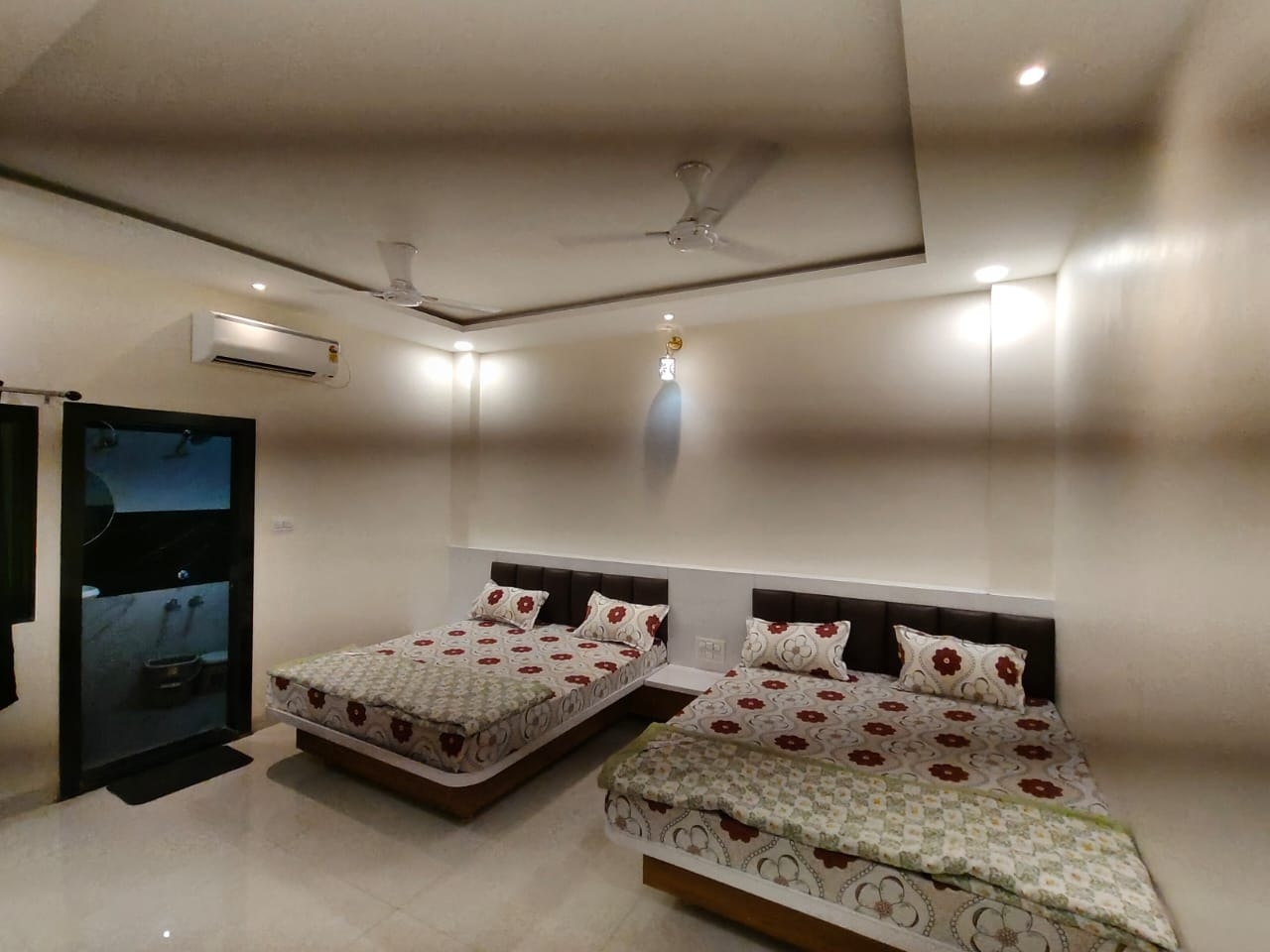 HOTEL NARMADA SHREE - Tap to explore photos