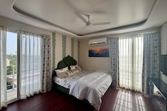 Rawat stays 407, Jaipur