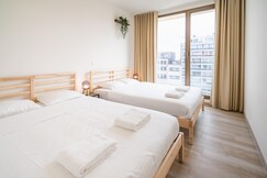Chic City Apartment with Scenic Balcony, Antwerp