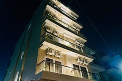 Dreamwood Luxury Apartment Near Sec 29 Gurgaon, Gurgaon