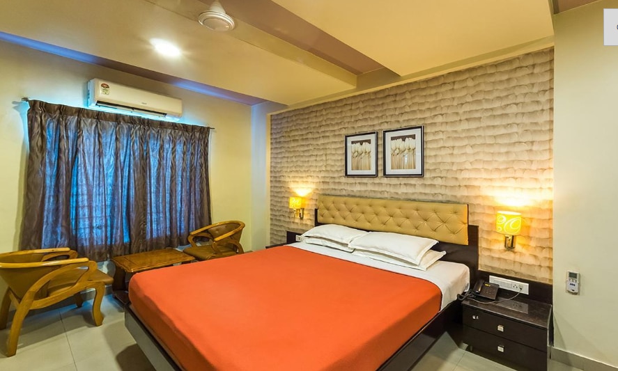 Deluxe AC Room 1