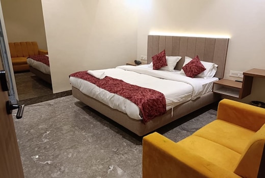 OYO 840119 Lakshmi Krishna Banquet