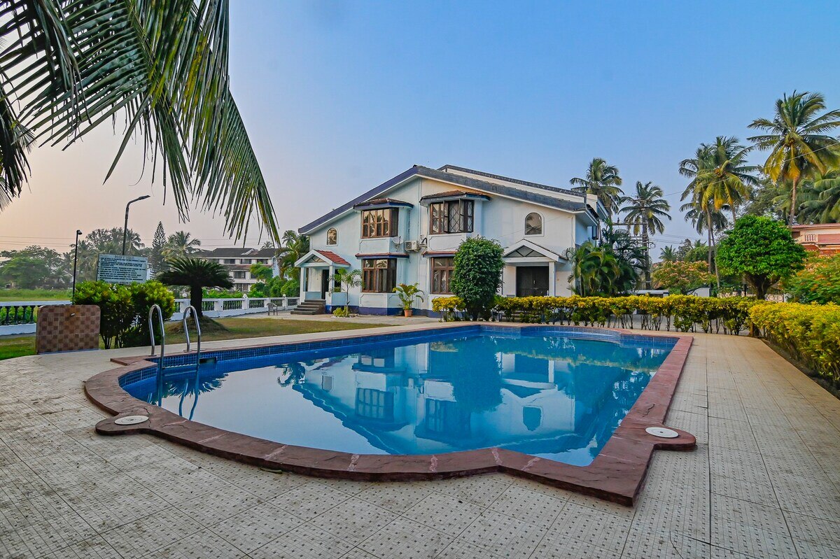 Serene Beautiful 4bhk with Pool Arpora Baga - Tap to explore photos