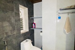 Ren Mou Stay, Sonapur
