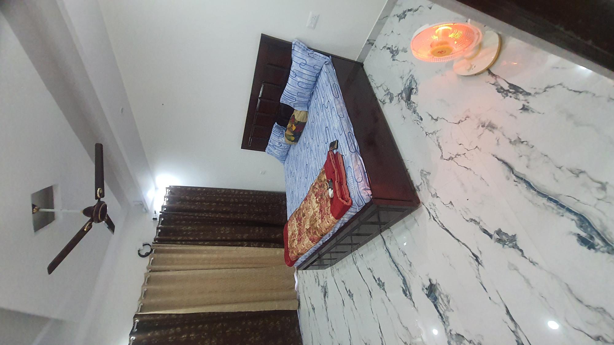 Advik - Ganga and Hills view Homestay - Tap to explore photos