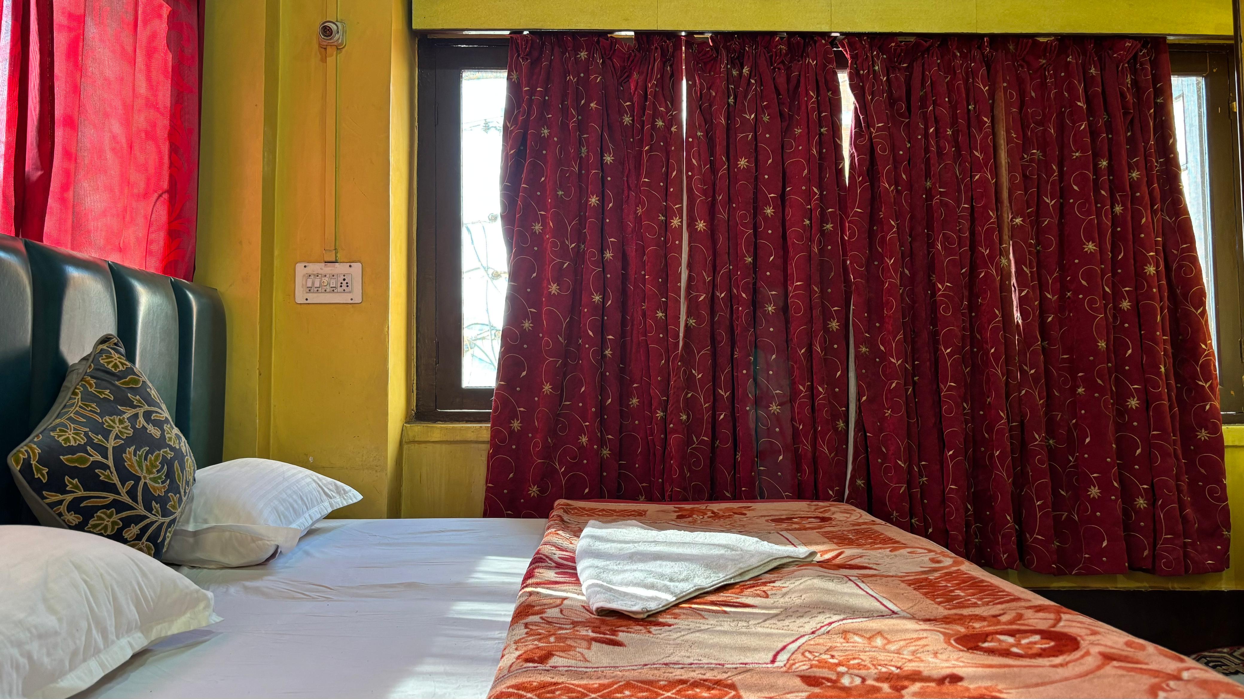 Hotel City Centre, Lal Chowk - Tap to explore photos