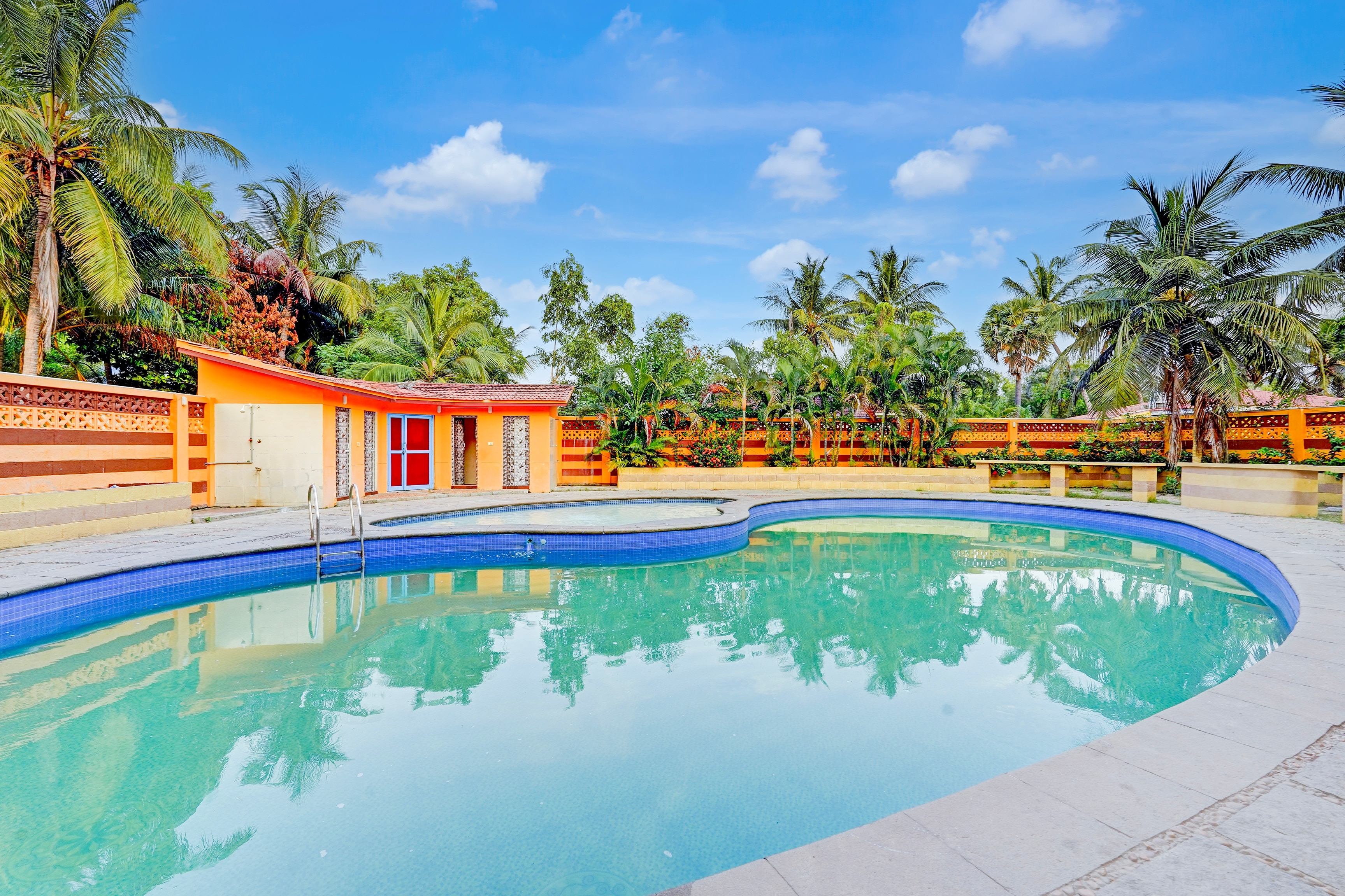 Hotel O Sigee Resort - Tap to explore photos