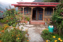 Himalayan Hills Village Retreat by StayApart, Ukhimath