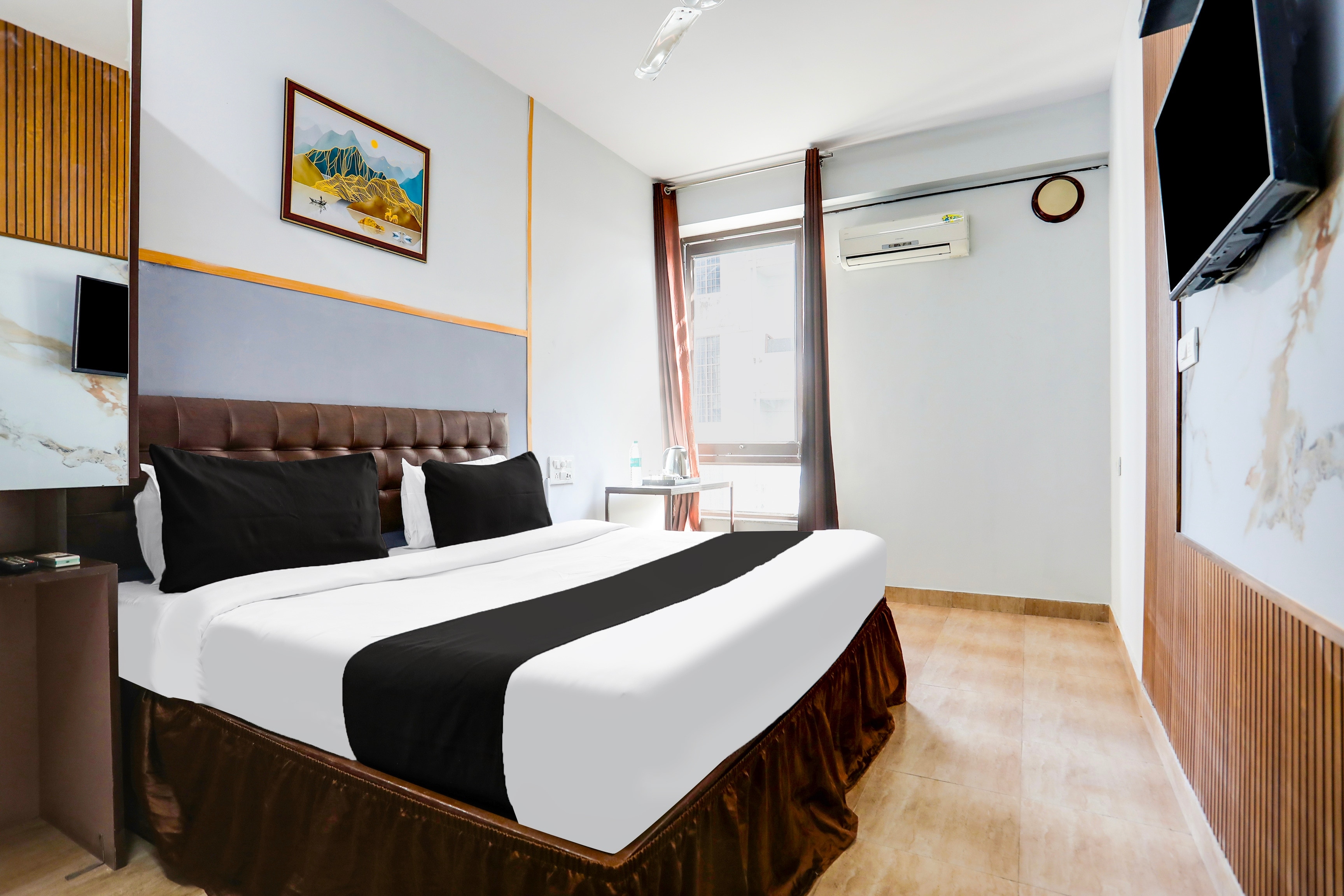 Super Hotel O ISBT Dehradun - Tap to explore photos
