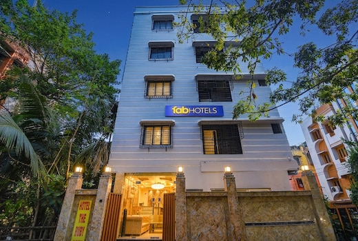 FabHotel The Ruby Park
