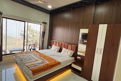 Garbat Valley Cottage, Matheran