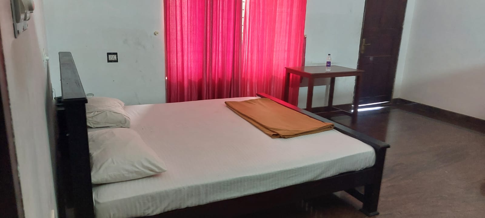 Relax Inn Homestay - Tap to explore photos
