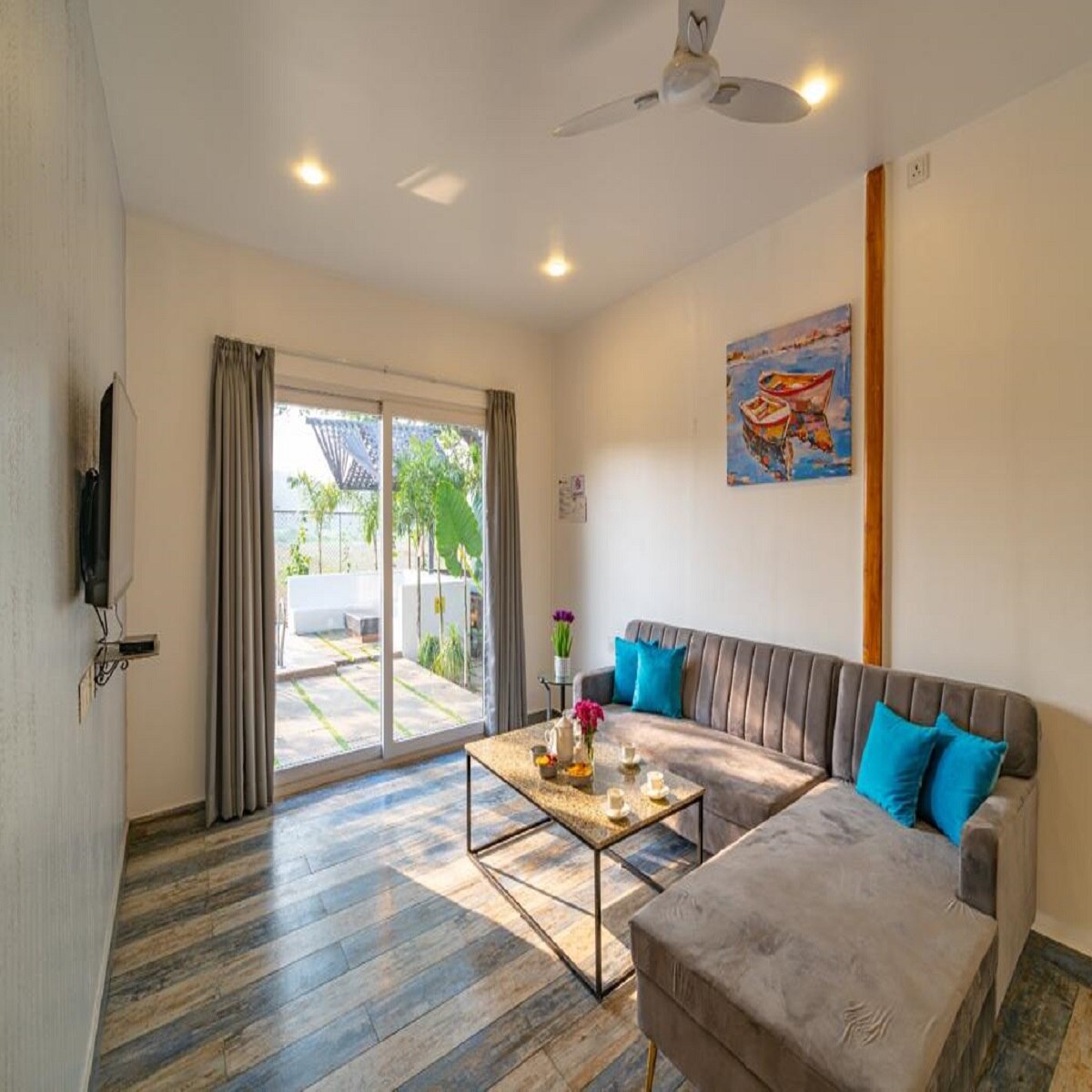 Raya Villas 3BHK Private Pool Villa - Tap to explore photos