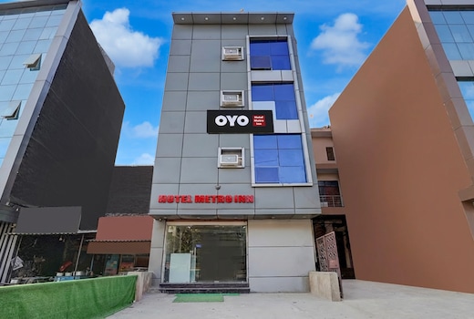 Hotel O The Metro Inn