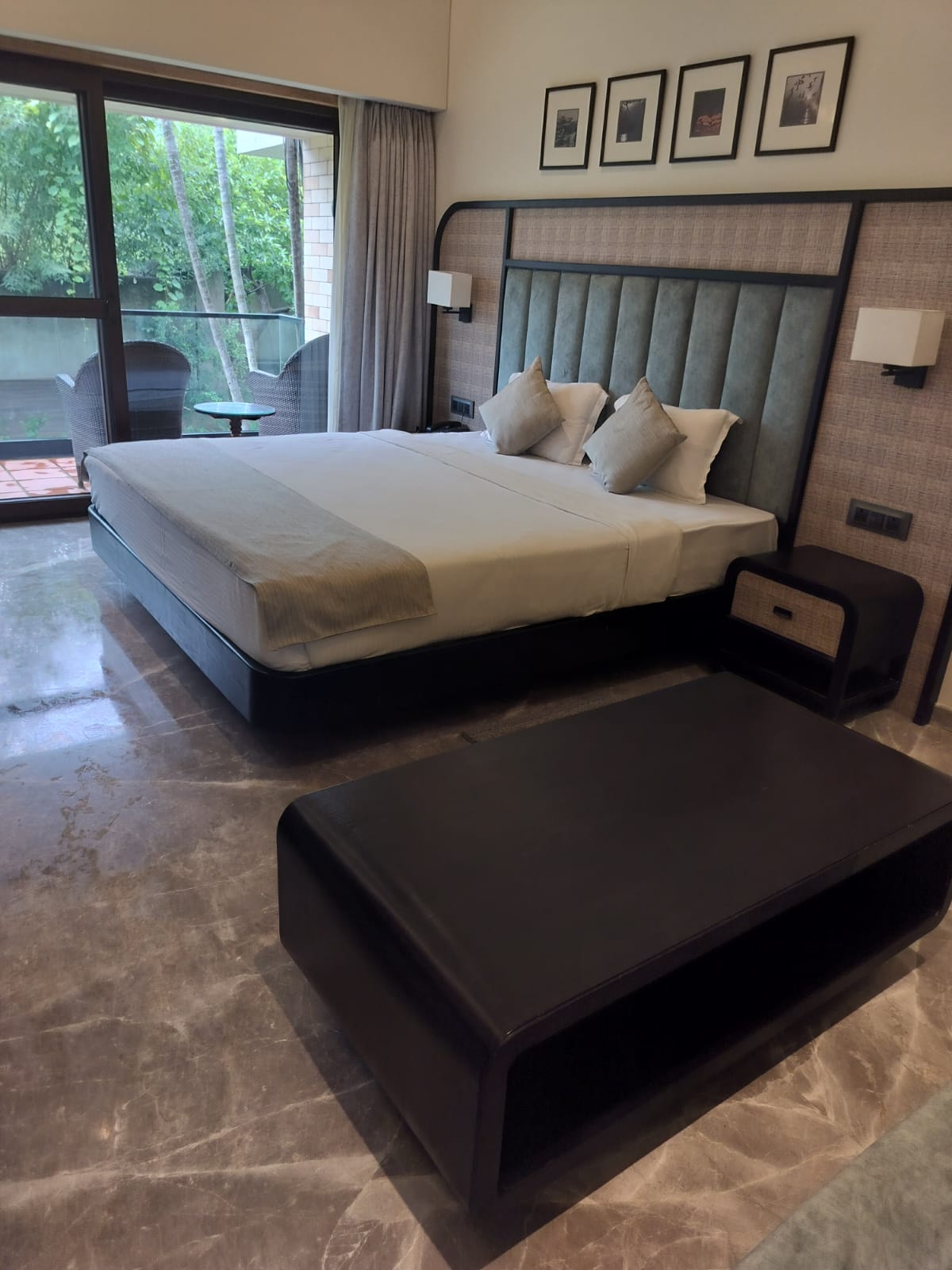 10th Milestone Resort - Tap to explore photos