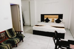 Hotel Radhey Residency, Delhi