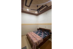 SRINIVASA HOMESTAY ISBT RISHIKESH, Rishikesh