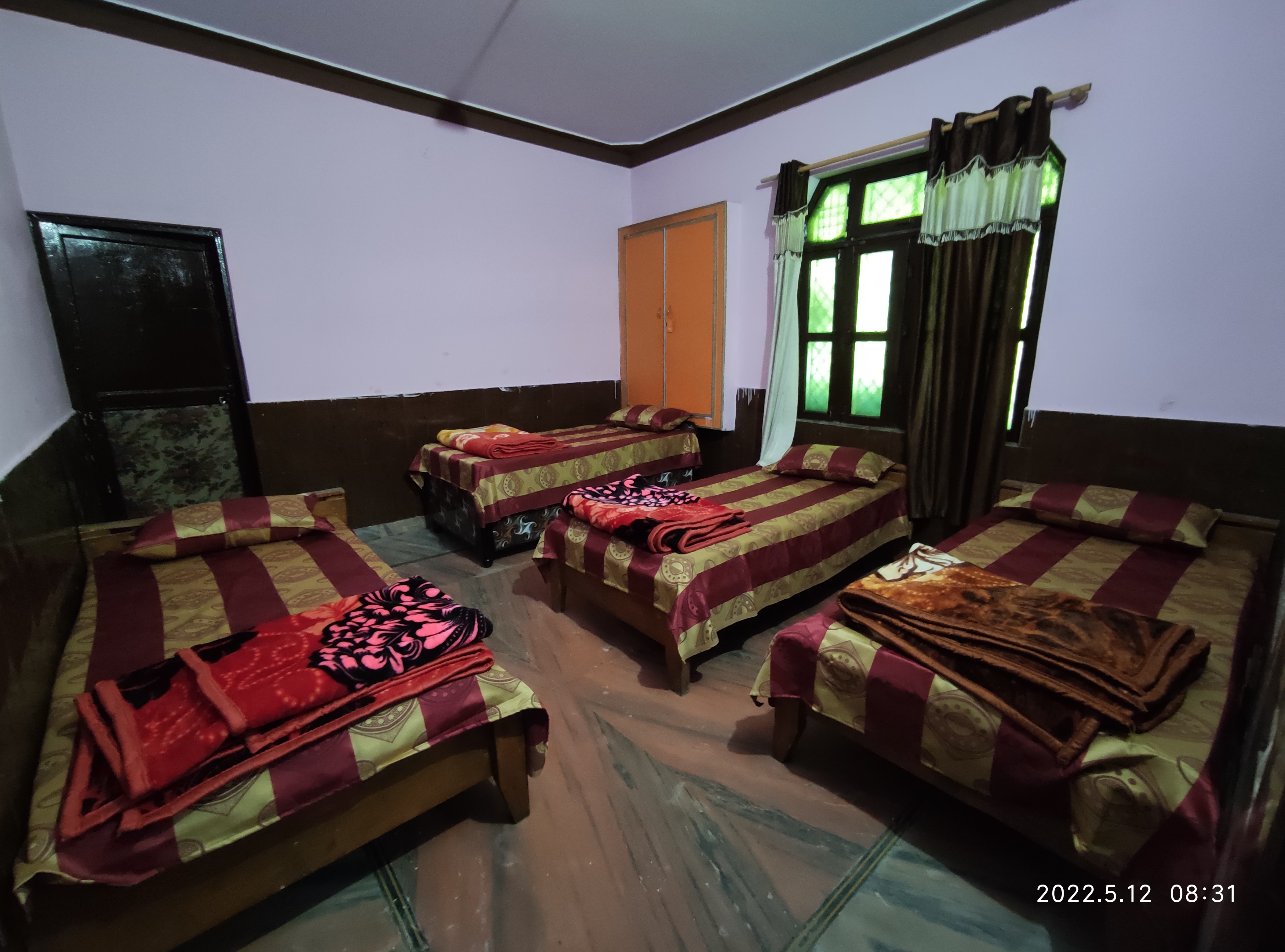Negi Home Stay - Tap to explore photos