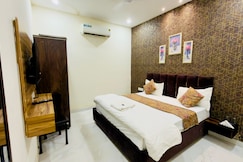 HOTEL SILVER A - Favorite of Families, Corporates & Couple, Ludhiana