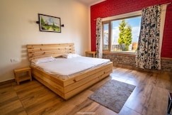 Nilaya - The Himalayan Villa, Ranikhet