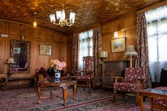 Alaska Group of Houseboat, Srinagar