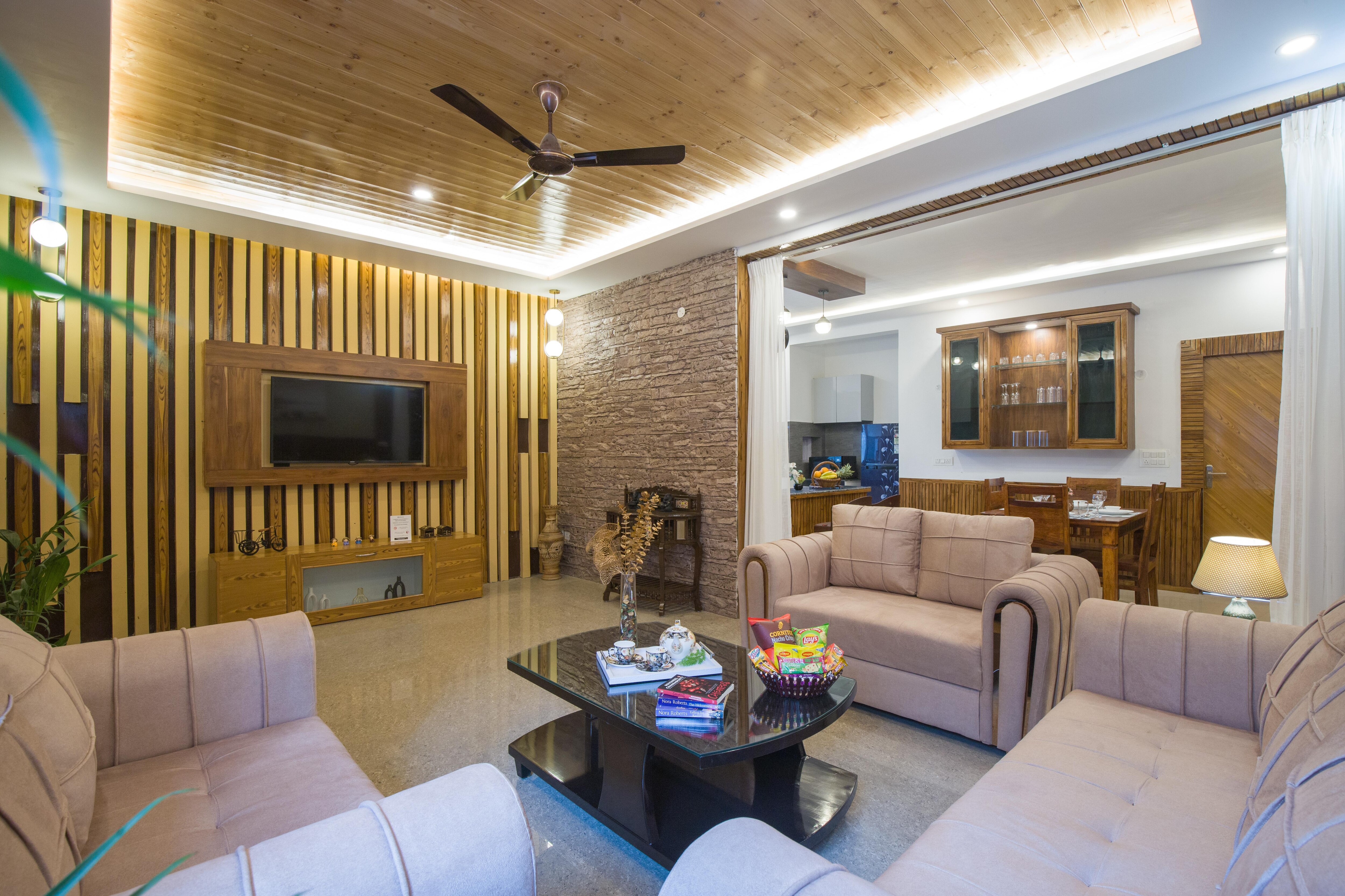 Spacious 4BHK Villa Surrounded by Solan's Divine Hills - Tap to explore photos
