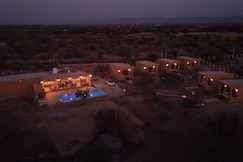 Jalsa Jawai Resort, Falna