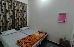 Double bed room (Room no.102)