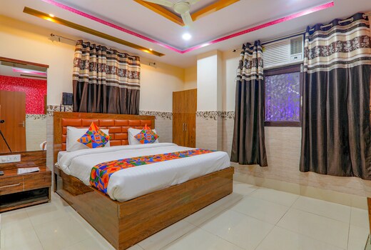 FabHotel Shree Galaxy
