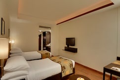 Four Points By Sheraton Vadodara - Marriott International, Dahej