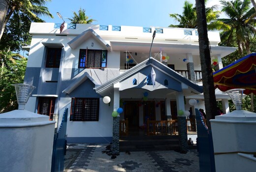 Palmbaybeach Residency