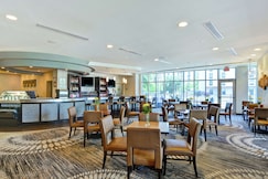 DoubleTree by Hilton Hotel Baton Rouge, Pointe Coupee