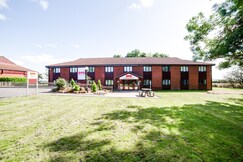 OYO Sunrise Hotel, A46 N Leicester, Leicestershire