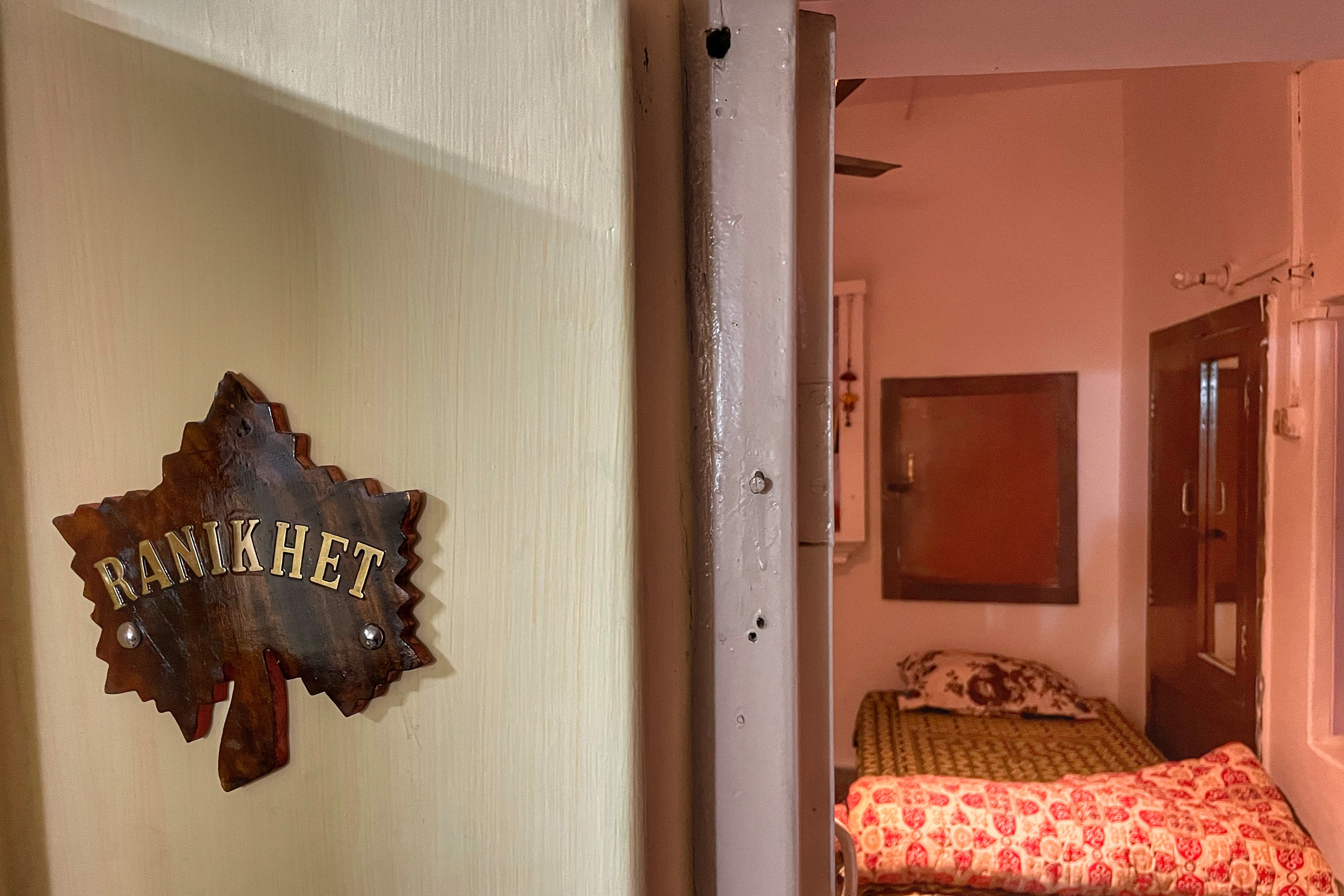 Sharma Nivas - Himalay Homestays - Tap to explore photos
