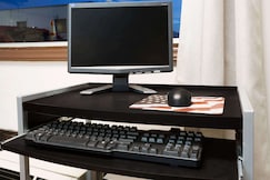 Super 8 by Wyndham Greensboro, Guilford