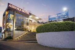 HOTEL ASHOKA (Nakki lake - 450 metre), Mount Abu