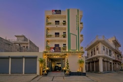 Hotel Sangree, Hapur