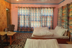 River Heights Guest House Kangan, Sonmarg