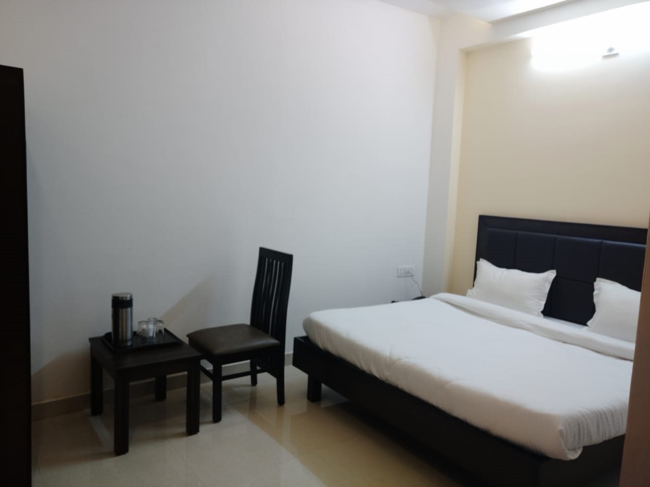Meenakshi Guest House - Tap to explore photos