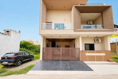 Home Escape Lavender 2BHK, Ujjain