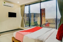OYO Hotel Laxmi Kuber, Surat
