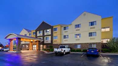 Best Western Pearl City Inn - Tap to explore photos