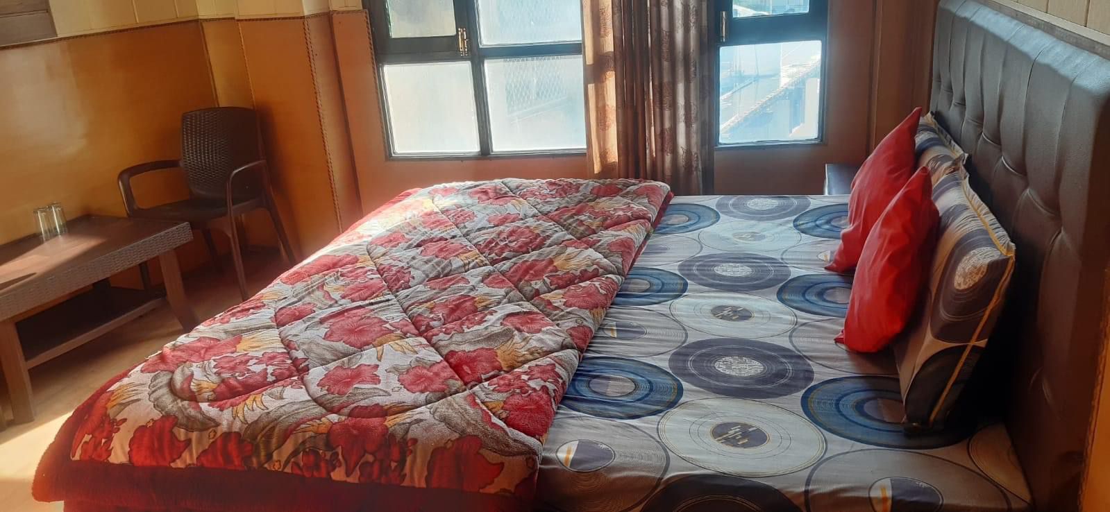 Hotel Solan Valley - Tap to explore photos