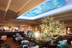 President Hotel, Athens