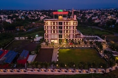 Hotel Chandradeep Regency, Dhule