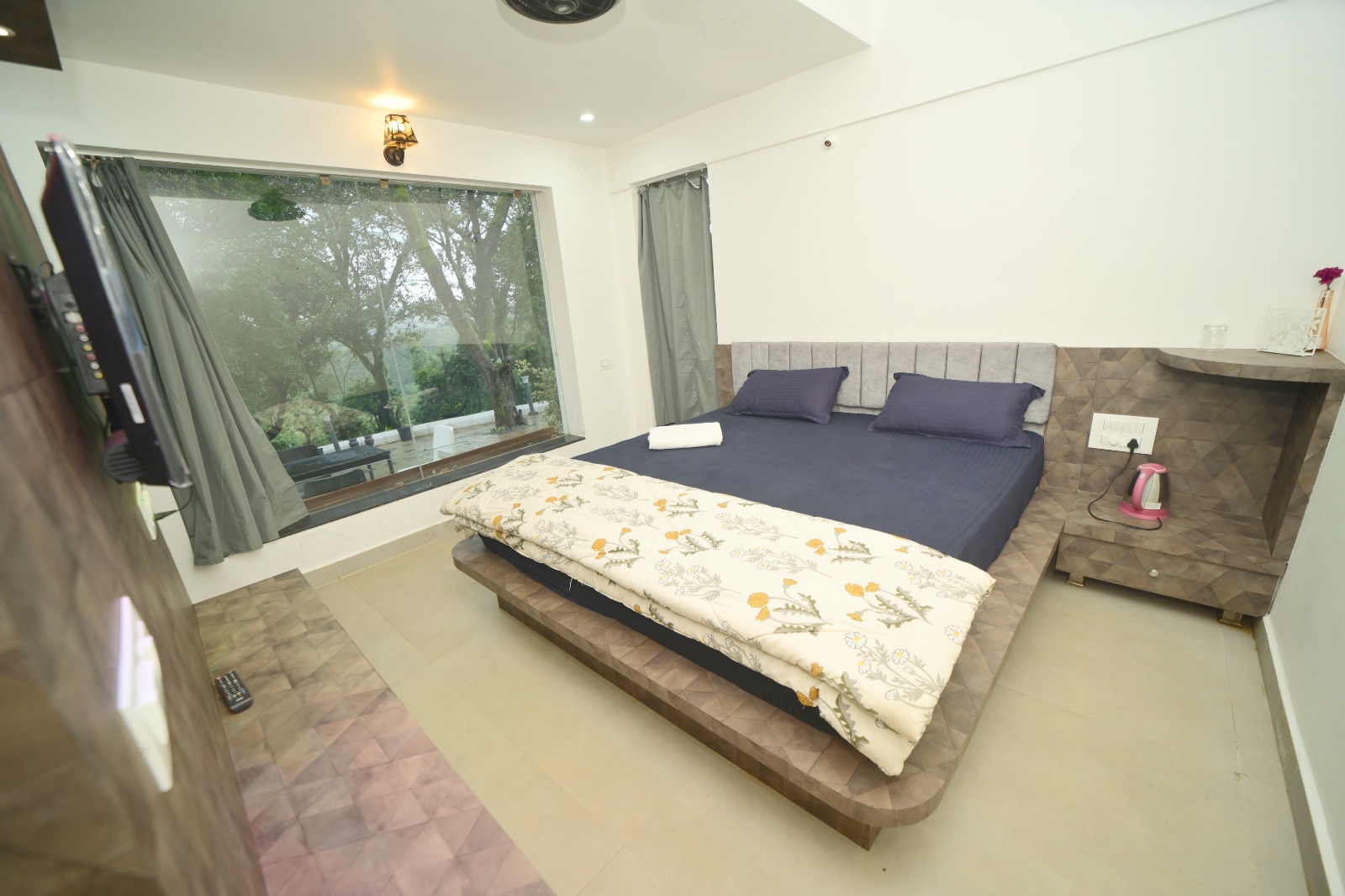 Archana Spa and Resort - Tap to explore photos